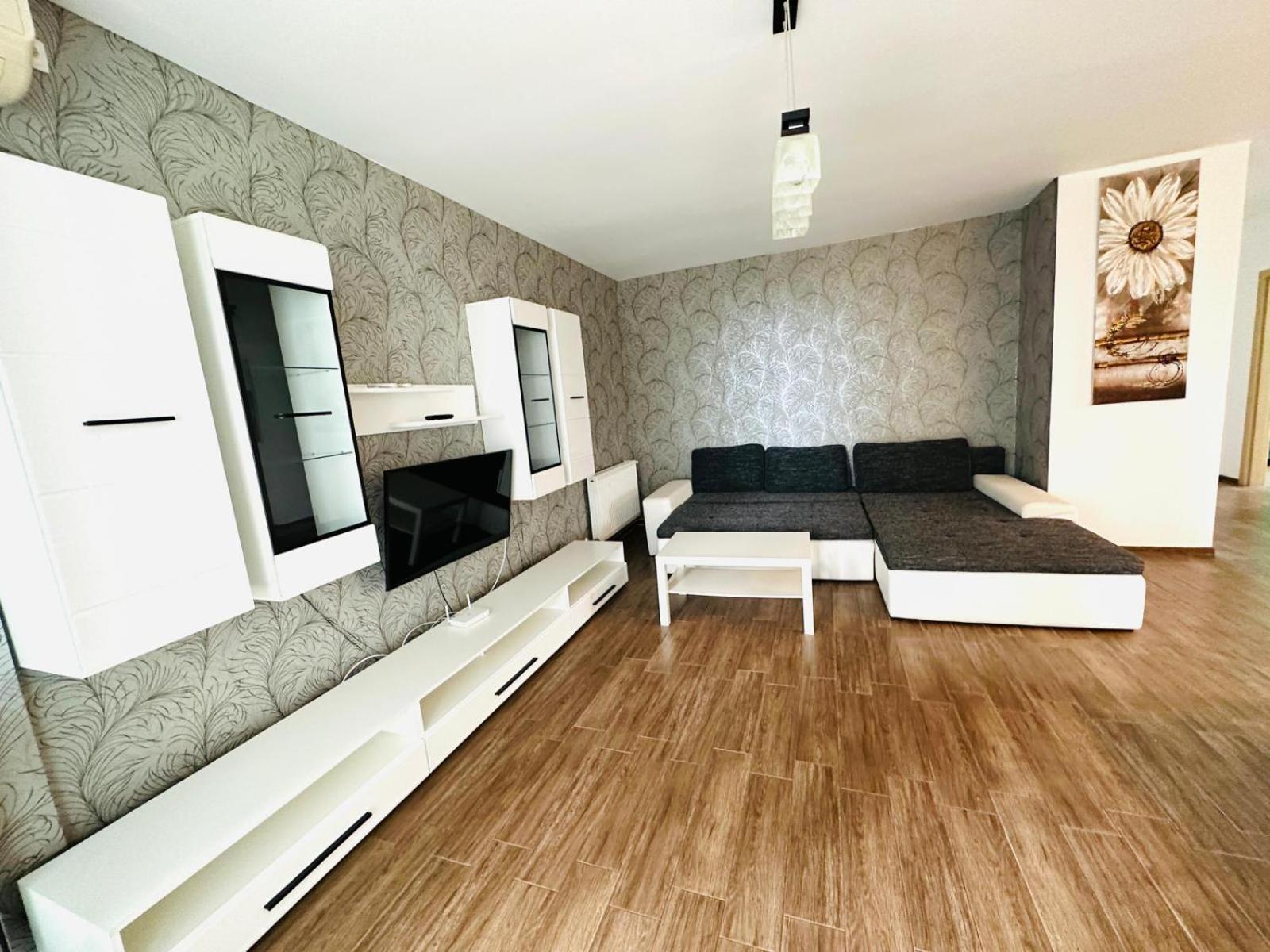 Apartament Lux Albert Olimp Bagian luar foto
